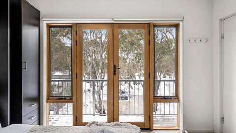 Hangar - South Australia Travel 2