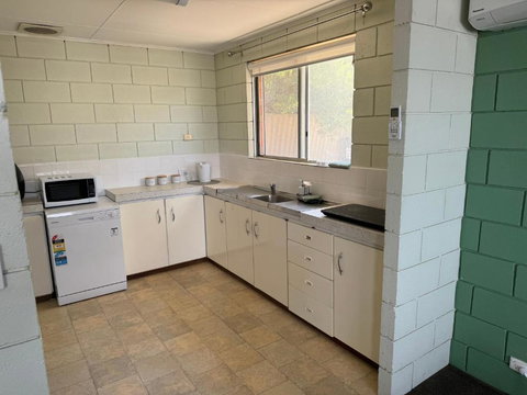 Harbour View 49 Urch Street Unit 1 - South Australia Travel 1