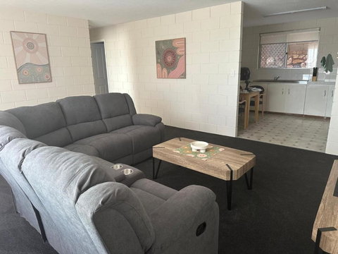 Harbour View Accommodation Unit 3 - South Australia Travel 0