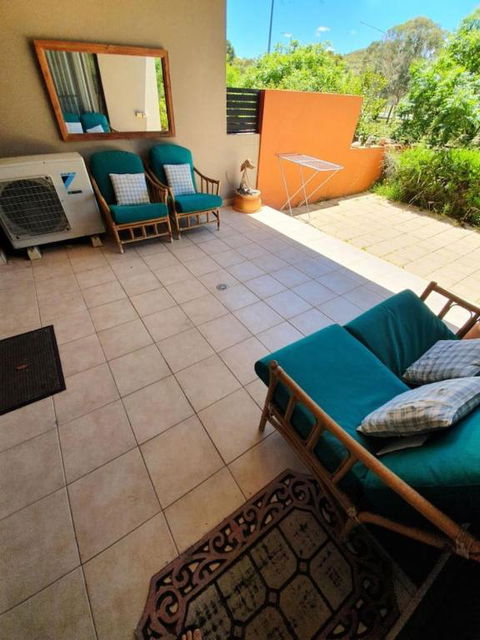 Ground Level 2BR 2BA Apartment W Courtyard - South Australia Travel 1