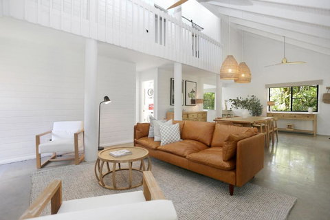 Hawks Nest Hideaway - South Australia Travel 1