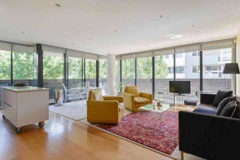 HAZEL Chapel St Socialite. Pool, Spa & Gym - South Australia Travel 0