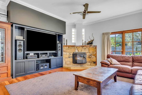 Heart Of Long Point - South Australia Travel 3