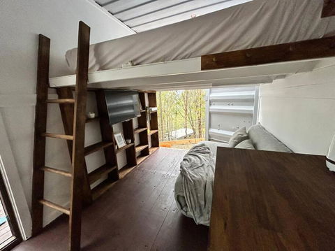 Hill Dweller Hideout - South Australia Travel 3