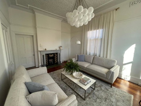 Historic Camden House - South Australia Travel 1