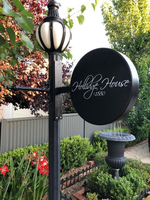Hollidge House 5 Star Luxury Apartments - South Australia Travel 0
