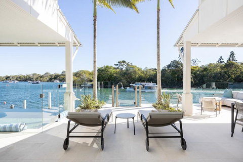 Iluka, Luxurious Riverfront Retreat - South Australia Travel 0