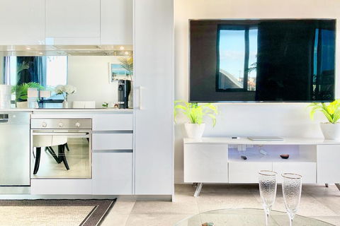 AdriaticBlu Luxe 2 Bed Apartment With Stunning Ocean Views - South Australia Travel 2