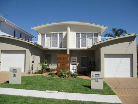 Adrift, 5B Scott Street - South Australia Travel 1