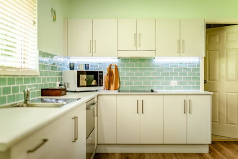 Alarks Nest Bed And Breakfast - South Australia Travel 3