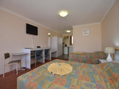 Albion Hotel - South Australia Travel 3