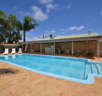 Albion Hotel - South Australia Travel