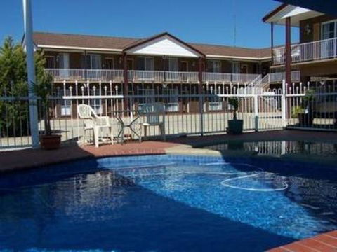 Albury Classic Motor Inn - South Australia Travel 0
