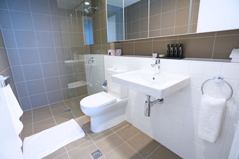 Alex Perry Hotel & Apartments - South Australia Travel 2