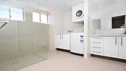 Alinga Unit 4, Amazing Ocean Views - South Australia Travel 3