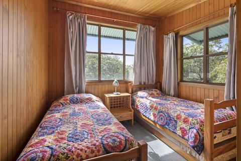 Alinjarra - 13 Waller Court - South Australia Travel 2