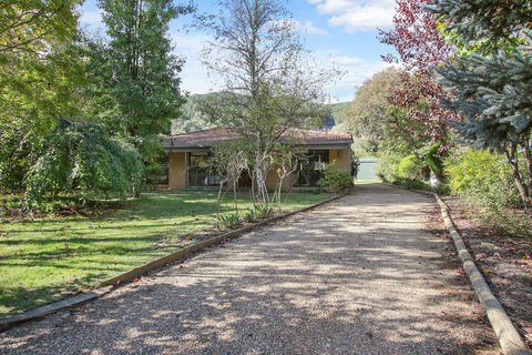 Alpine Streamside - South Australia Travel 1