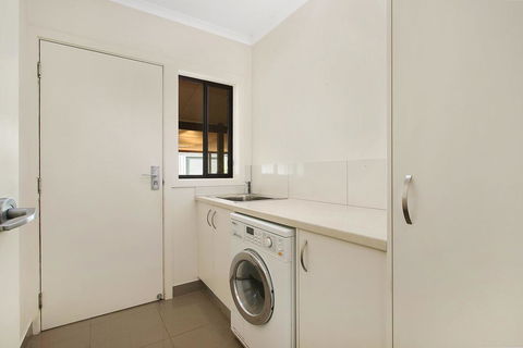 Alpine Streamside - South Australia Travel 2