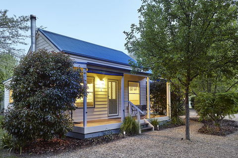 Alpine Valley Cottages - South Australia Travel 0