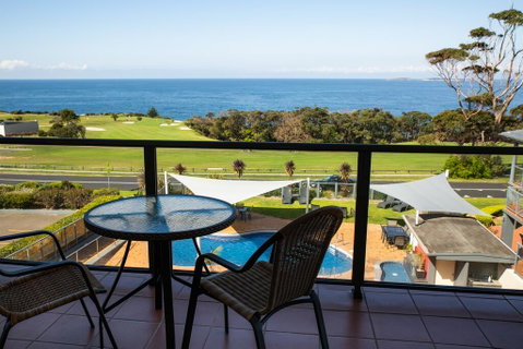 Amooran Oceanside Apartments And Motel - South Australia Travel 0