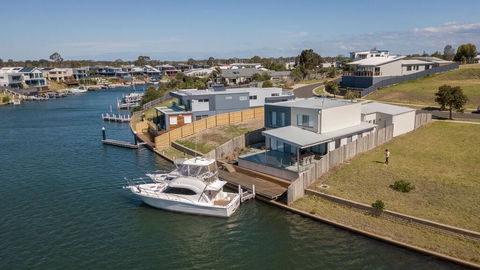Anchored - Access To The Gippsland Lakes - South Australia Travel 1