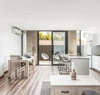 AnchoredOceania - South Australia Travel