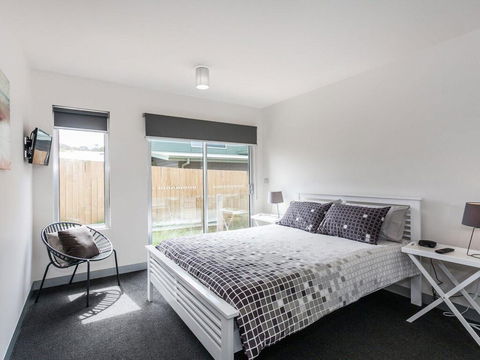 ANGLE BY THE SEA - Anglesea - South Australia Travel 3