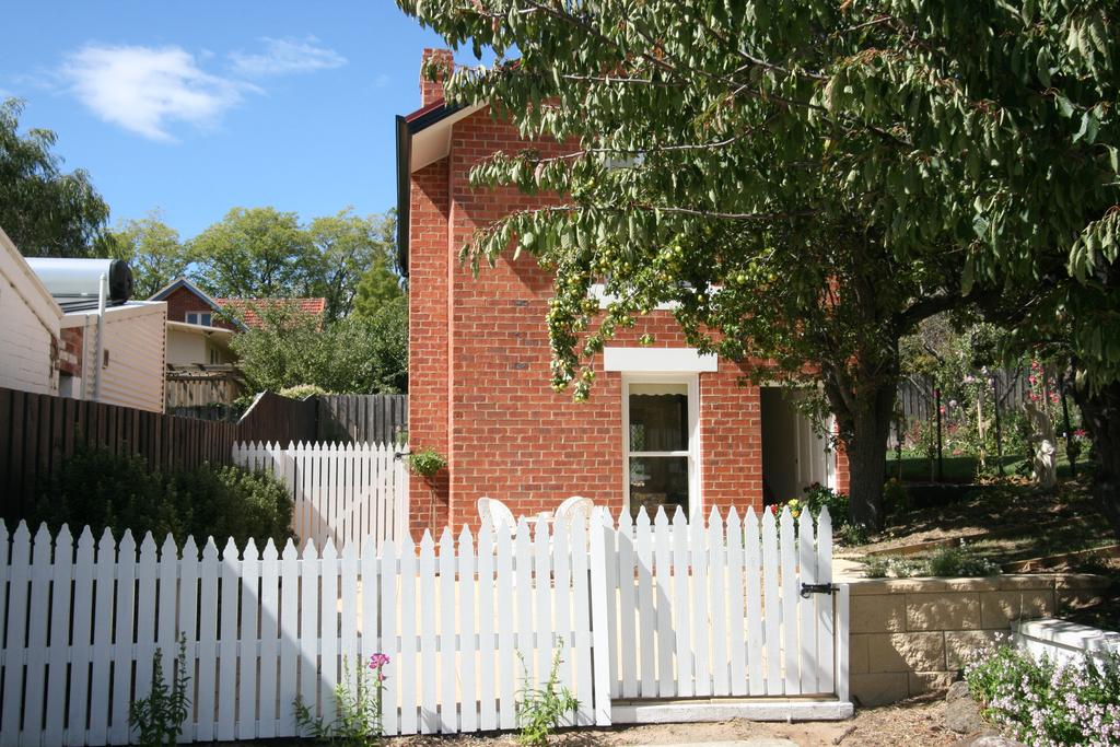 Hobart ACT South Australia Travel
