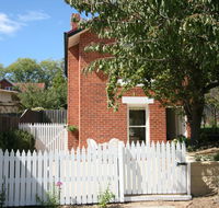 Annies Garden Cottage - South Australia Travel