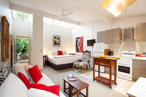 Apartments On Elsmere - South Australia Travel 0