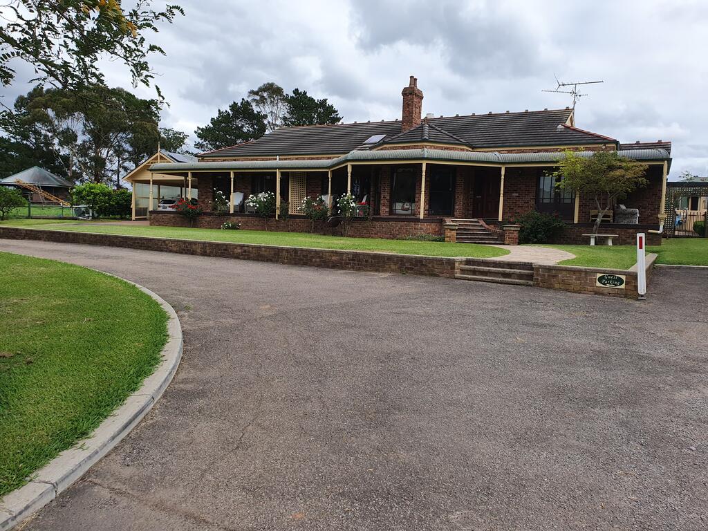 Middleton Grange NSW South Australia Travel