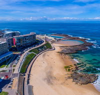 Arena On The Beach - South Australia Travel