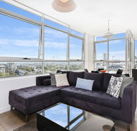As the Sun Sets - Modern and Spacious 2BR Zetland Apartment Facing the Setting Sun - South Australia Travel