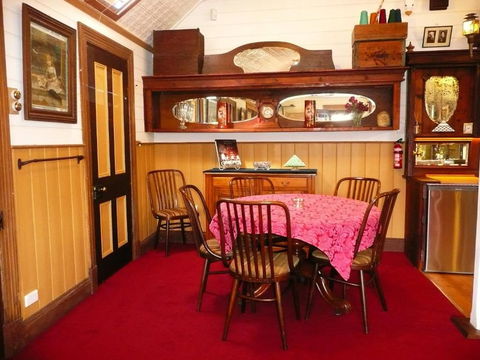 Madam Saddler - On Fraser Clunes - South Australia Travel 2