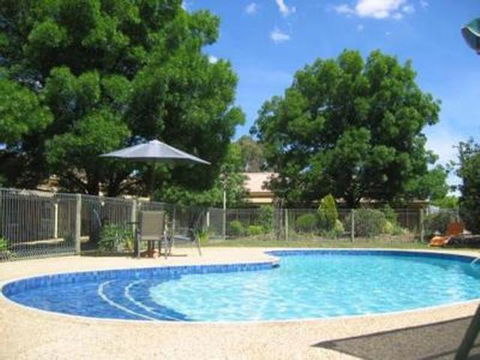 Mansfield Valley Motor Inn - South Australia Travel 2