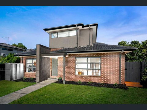 Melbourne Home Close To Airport & Train Station - South Australia Travel 2