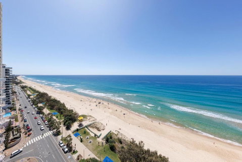 Meriton Suites Surfers Paradise - South Australia Travel 3