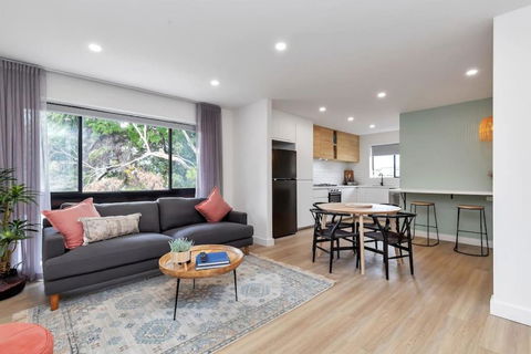 Mint At Sea Mist West Beach - South Australia Travel 0