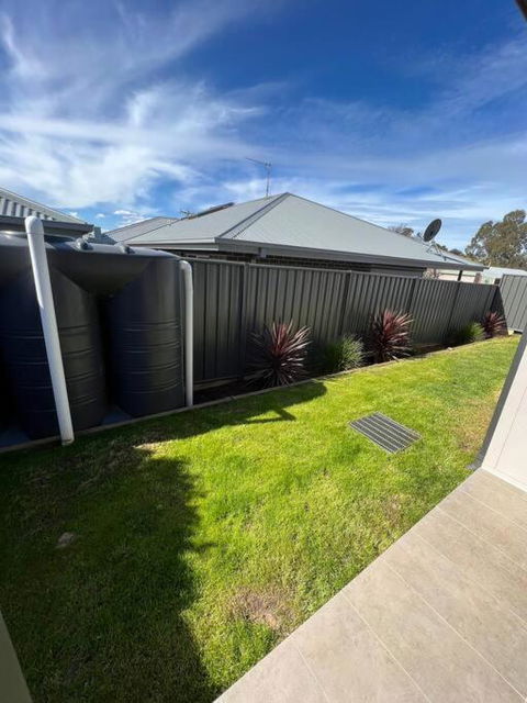 Modern Home Away From Home - South Australia Travel 3