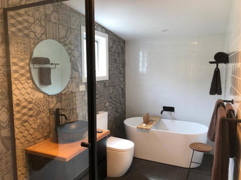 Mole Creek Hideaway - South Australia Travel 1