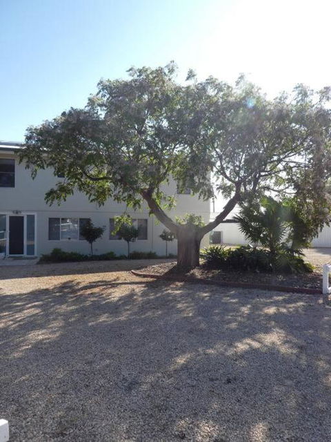 Moonta Bay Stylish Large Home 3 Min Walk From Beach And Jetty - South Australia Travel 0