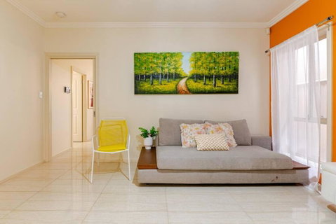 Morden Elegant 4 Bedroom House - South Australia Travel 3