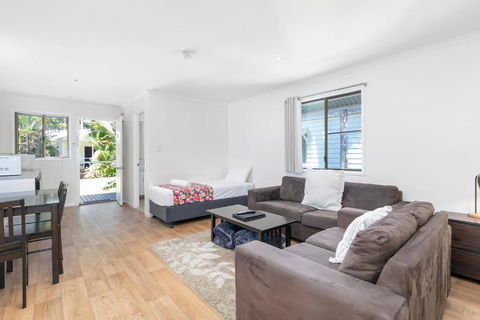 Mossman Resort Holiday Villas - South Australia Travel 1