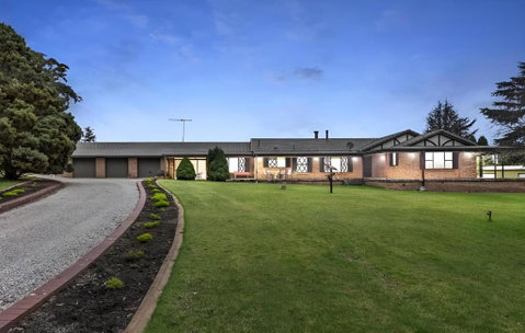 Mountain Culture Farm Stay - Pet Friendly - South Australia Travel 0