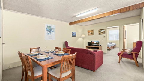 Myee Court - South Australia Travel 2