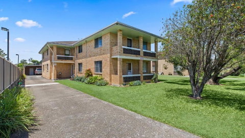 Myee Court - South Australia Travel 1