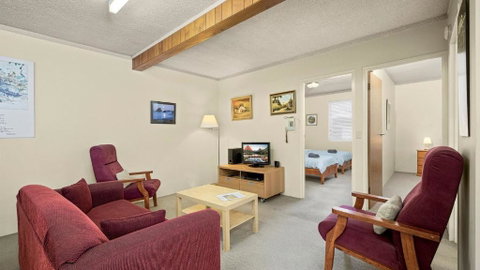 Myee Court - South Australia Travel 3