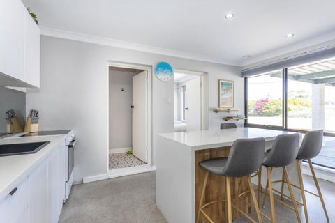 Nautical Nook - EXECUTIVE ESCAPES - South Australia Travel 0