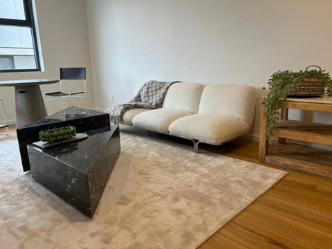 NEW BOUTIQUE 1bd Apt - South Australia Travel 2