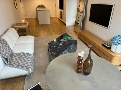 NEW BOUTIQUE 1bd Apt - South Australia Travel 1